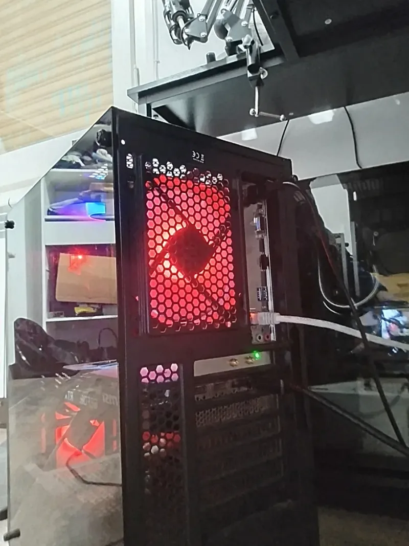 PC Gaming Ryzen 5 RTX 3050 16GB RAM SSD NVMe afbeelding 3