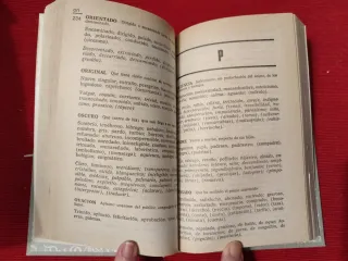 Sopena Diccionario de sinónimos, antónimos e id...