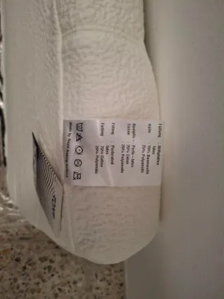 Almohada cervical de látex Auping.