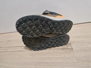 Botas montaña niño T.34