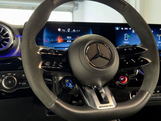 MERCEDES A35 AMG PERFORMANCE/BURMESTER®FULL EXTRAS