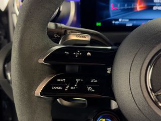 MERCEDES A35 AMG PERFORMANCE/BURMESTER®FULL EXTRAS