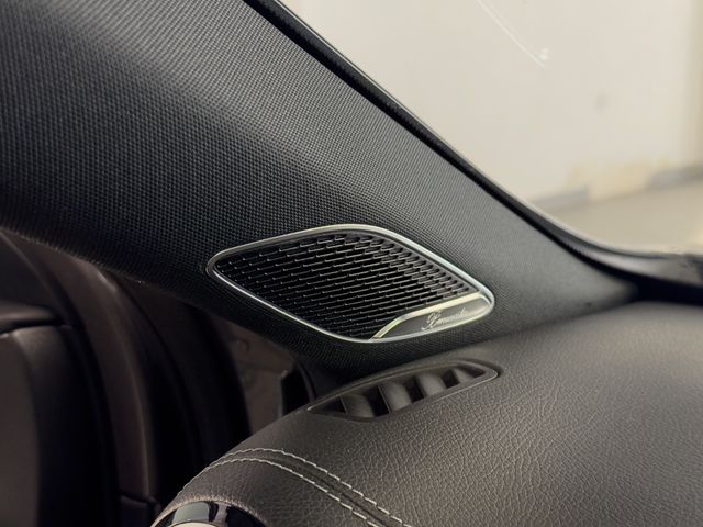MERCEDES A35 AMG PERFORMANCE/BURMESTER®FULL EXTRAS