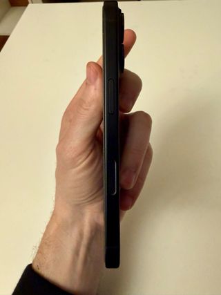 iPhone 16 128GB + 5 Carcasas Gratis