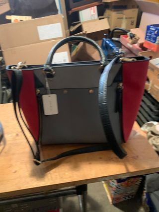 Borsa a mano grigia e rossa