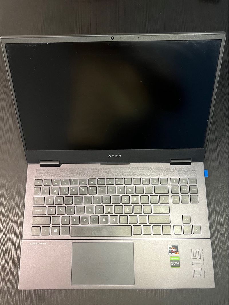 Portátil HP Omen Negro (Incluye maleta y mouse)
