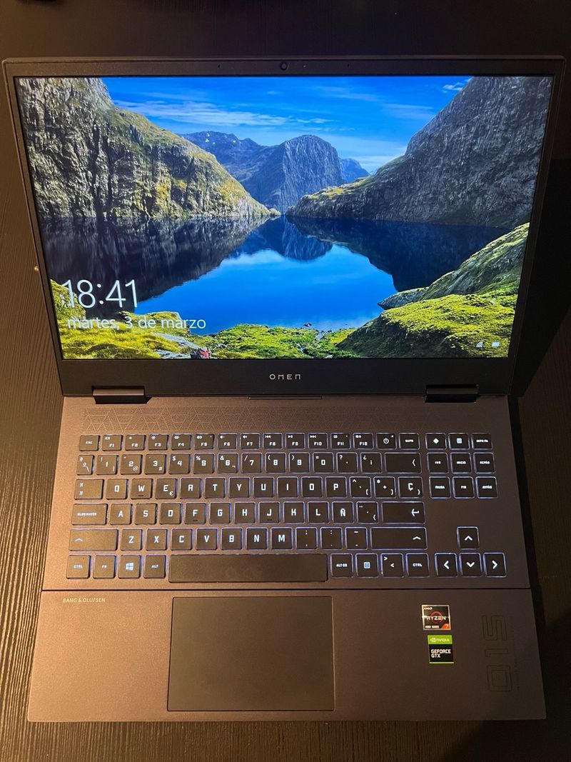Portátil HP Omen Negro (Incluye maleta y mouse) afbeelding 2