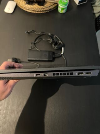 Portátil HP Omen Negro (Incluye maleta y mouse)