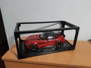 Mercedes AMG GT R 1:18