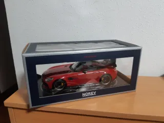 Mercedes AMG GT R 1:18