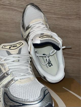 Asics Gel-Kayano 14 Plata/Blanco