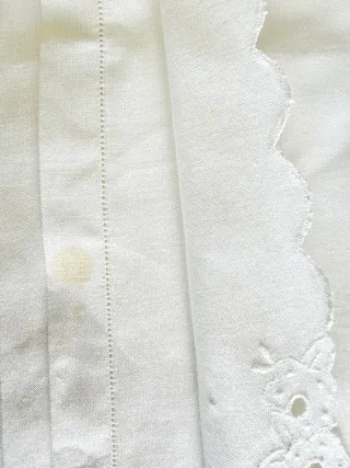 Completo letto matrimoniale ricamato a mano