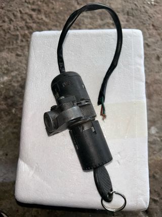 Bombín de Aprilia Pegaso 650