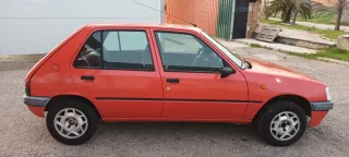 Peugeot 205