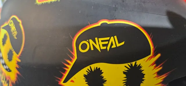 Casco O'Neal Negro con Diseño skate