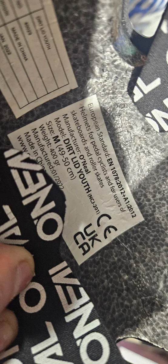 Casco O'Neal Negro con Diseño skate