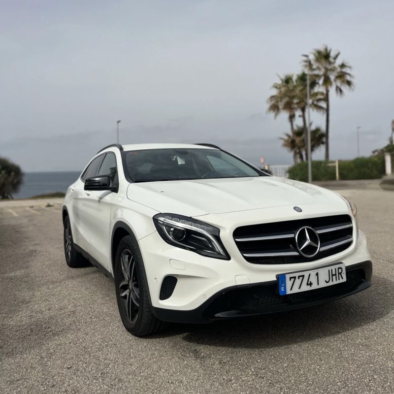 Mercedes-Benz GLA 2015 - foto 1