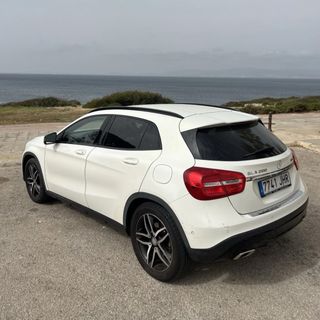 Mercedes-Benz GLA 2015