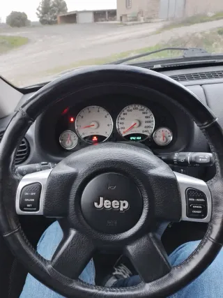 Jeep Cherokee 2003