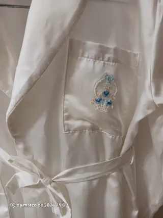 Bata de raso blanca larga T.46