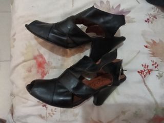 Zapatos Mustang Negros Talla 37