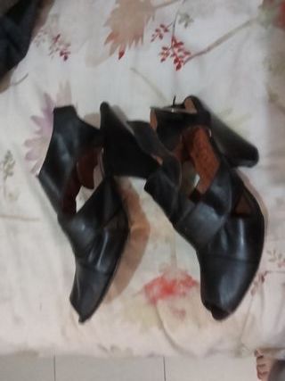 Zapatos Mustang Negros Talla 37