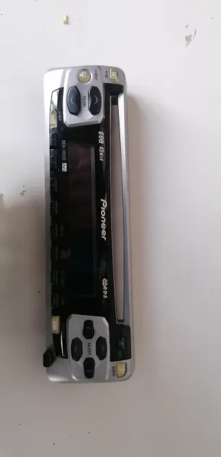 Radio CD Pioneer DEH-1590R