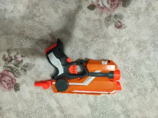 Nerf Roughcut 2x4 Blaster Giocattolo