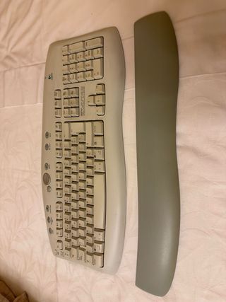 Teclado Logitech Ergonómico Beige/Gris
