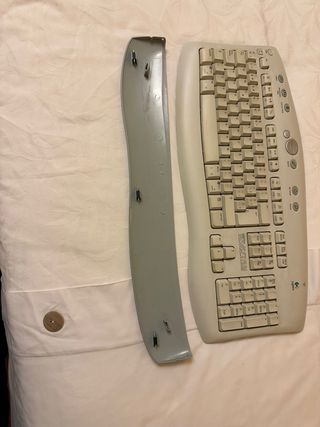 Teclado Logitech Ergonómico Beige/Gris