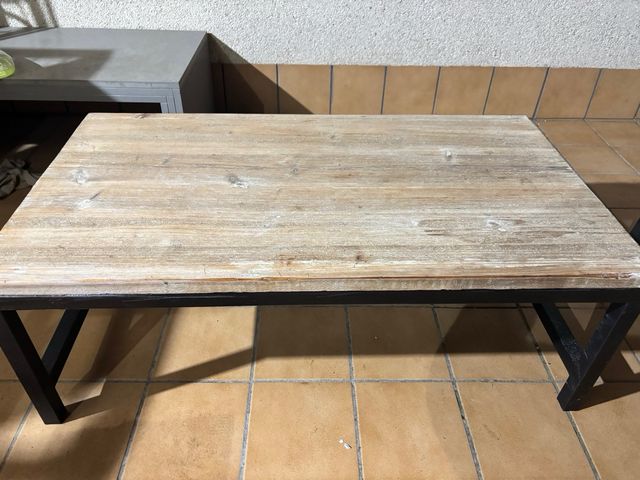 Mesa de centro de madera