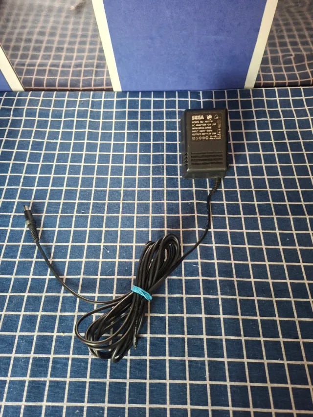 MEGADRIVE 1 ORIGINAL CARGADOR ENCHUFE OFICIAL