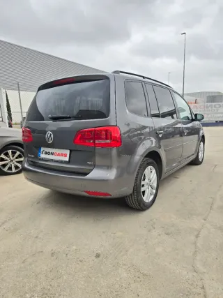 Volkswagen Touran 2012