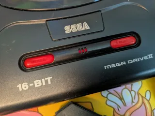 Mega Drive 2 RGB Switchless 50-60 hz Juego & Mando