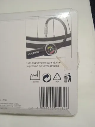 Inflador Manual Crivit con Manómetro