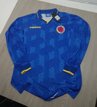 Camiseta Retro Colombia Manga Larga