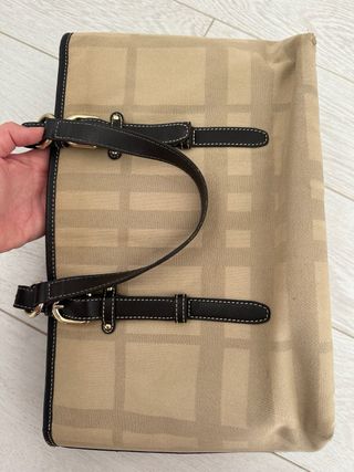 Bolso Burberry Beige y Negro