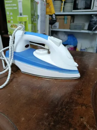 Plancha PRITECH azul y blanca