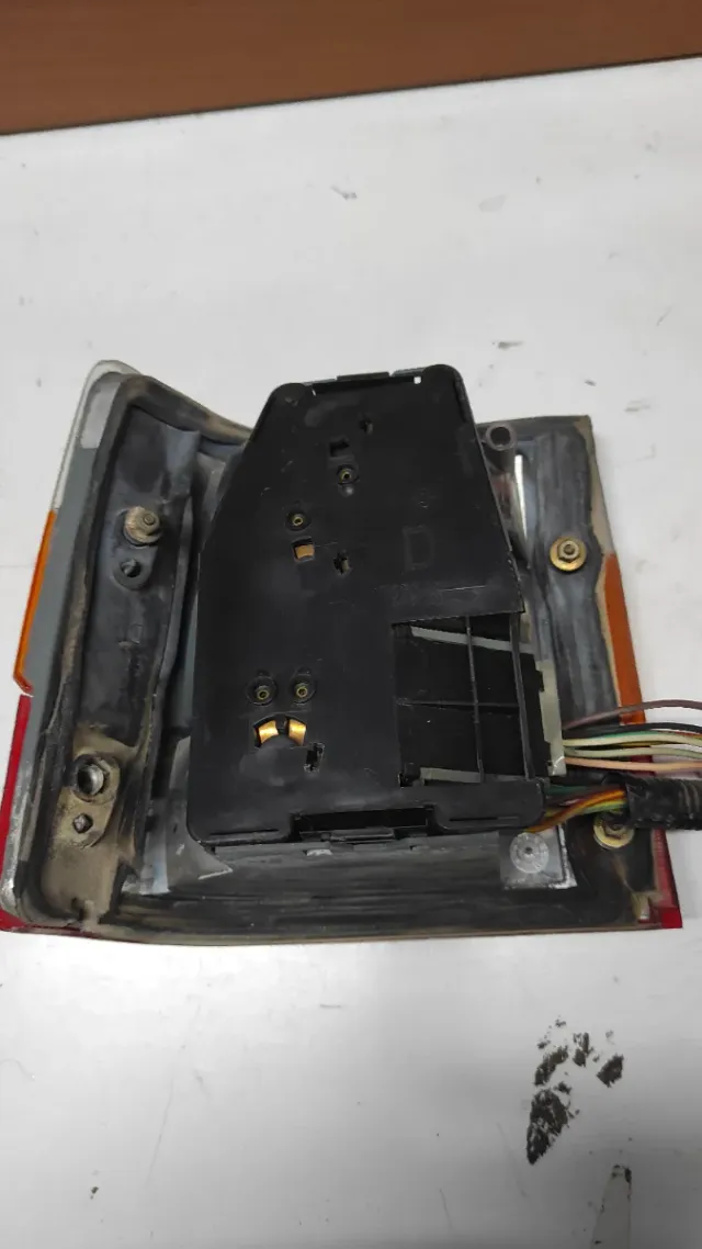 Piloto Trasero Derecho Renault 11