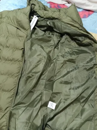 Abrigo plumífero verde talla XL