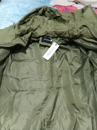 Abrigo plumífero verde talla XL
