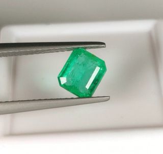 Esmeralda natural 1.33 ct – Certificada ICA GemLab