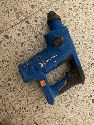 Taladro percutor Dexter