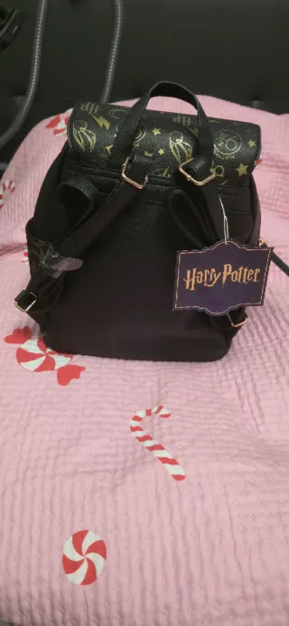 Mochila Harry Potter Negra y Dorada