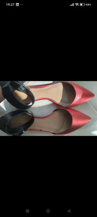Sandalias Bailarinas Hoss Intropia Rojas y Negras