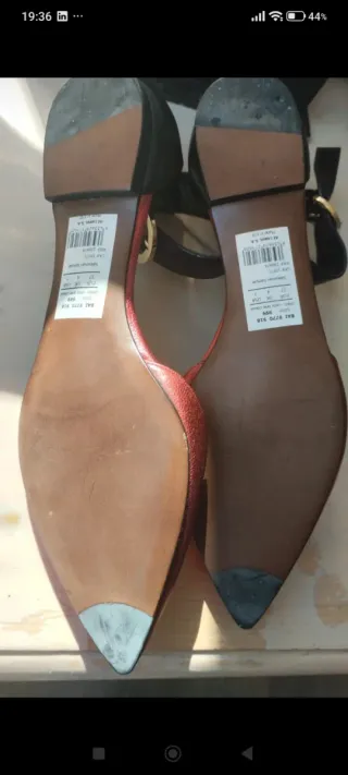 Sandalias Bailarinas Hoss Intropia Rojas y Negras