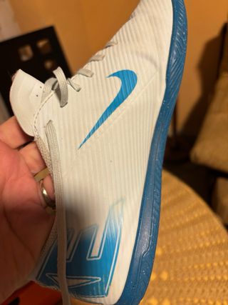 Zapatillas Nike Fútbol Sala Talla 37 (6Y)