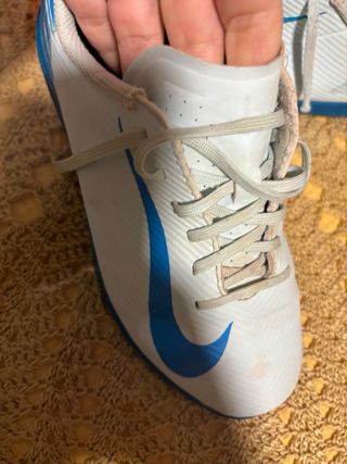 Zapatillas Nike Fútbol Sala Talla 37 (6Y)