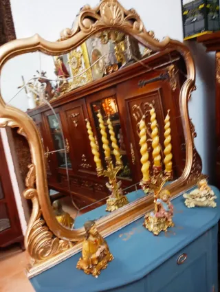 Entradita azul con espejo dorado