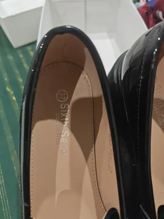 Mocasines negros charol